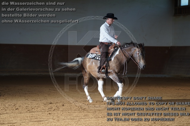 s_A_902676.JPG